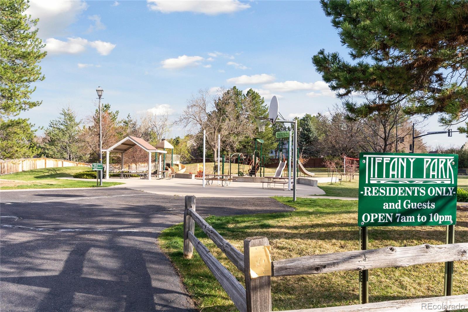 MLS Image #41 for 7470 s steele circle,centennial, Colorado