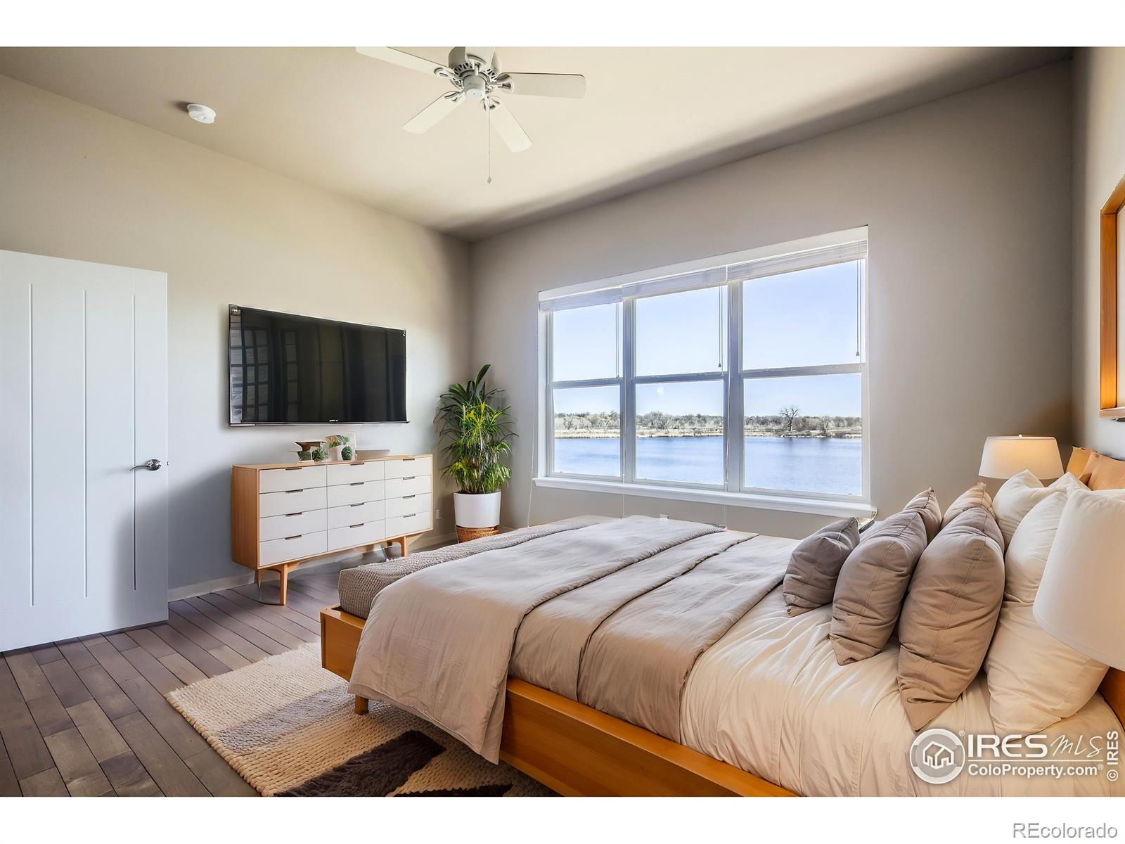 MLS Image #11 for 566  split rock drive,loveland, Colorado