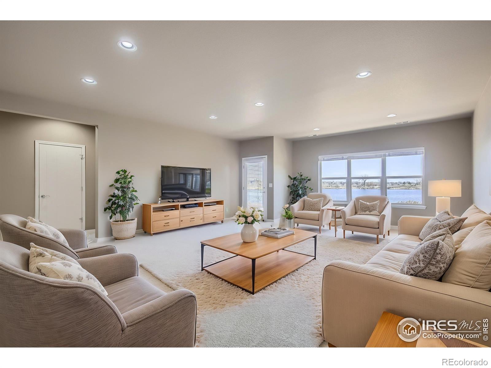 MLS Image #17 for 566  split rock drive,loveland, Colorado