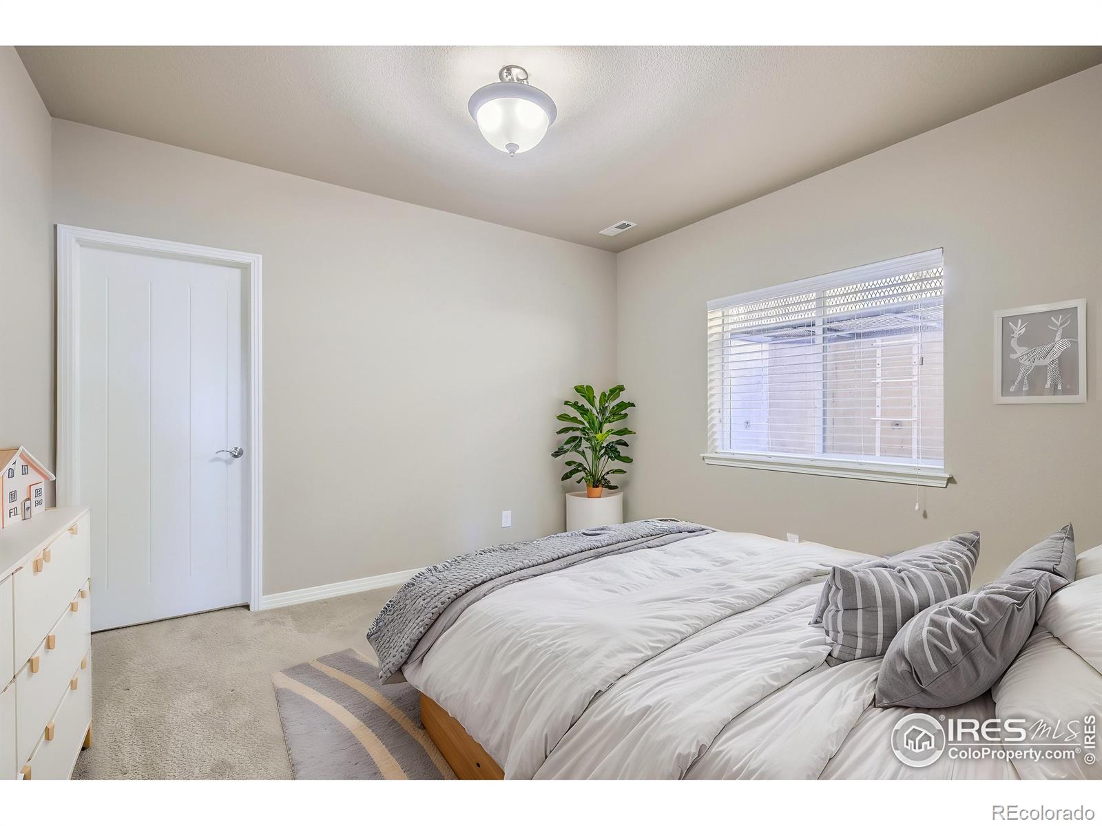 MLS Image #20 for 566  split rock drive,loveland, Colorado