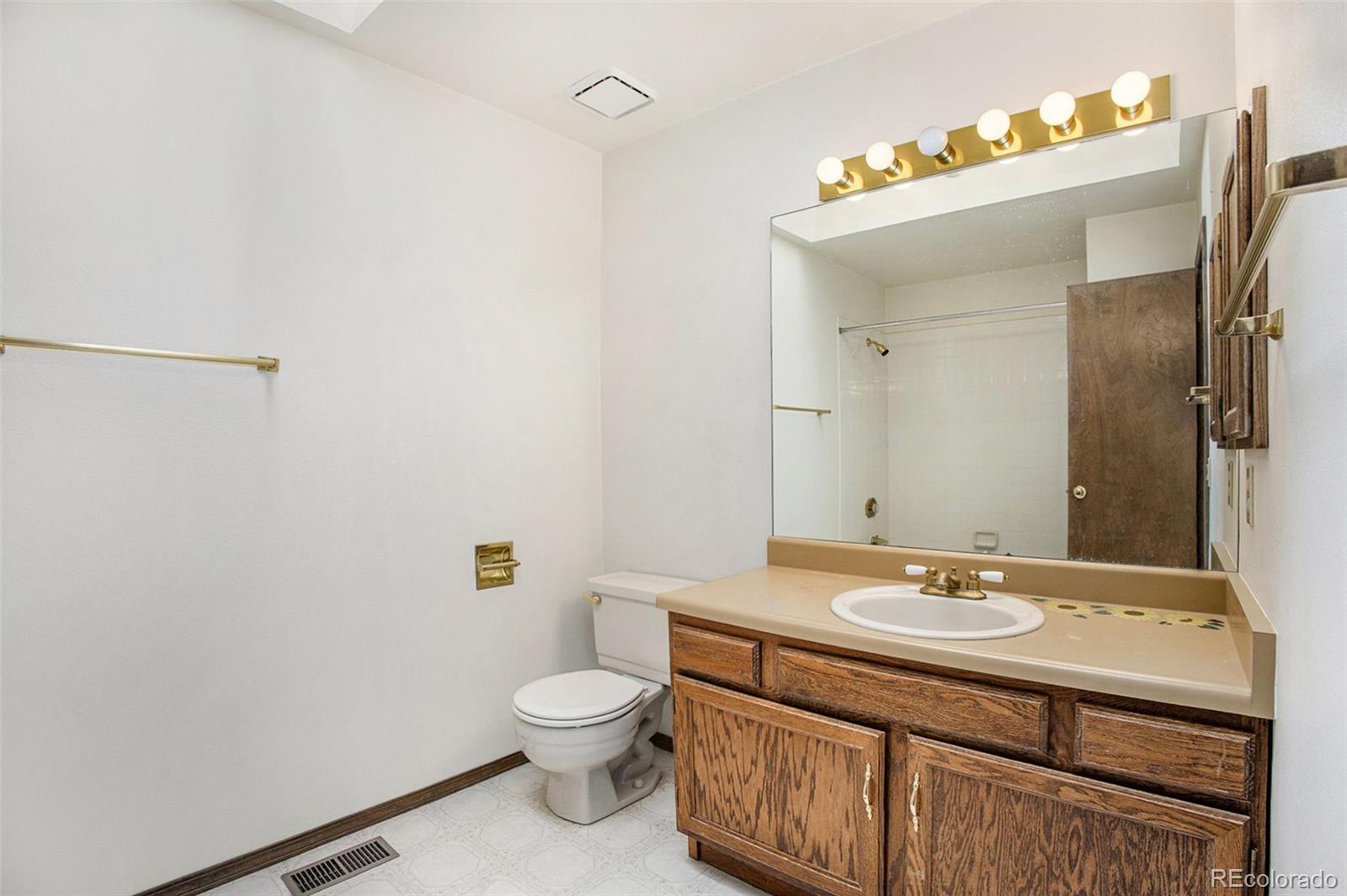 MLS Image #15 for 2710  boleyn drive,colorado springs, Colorado