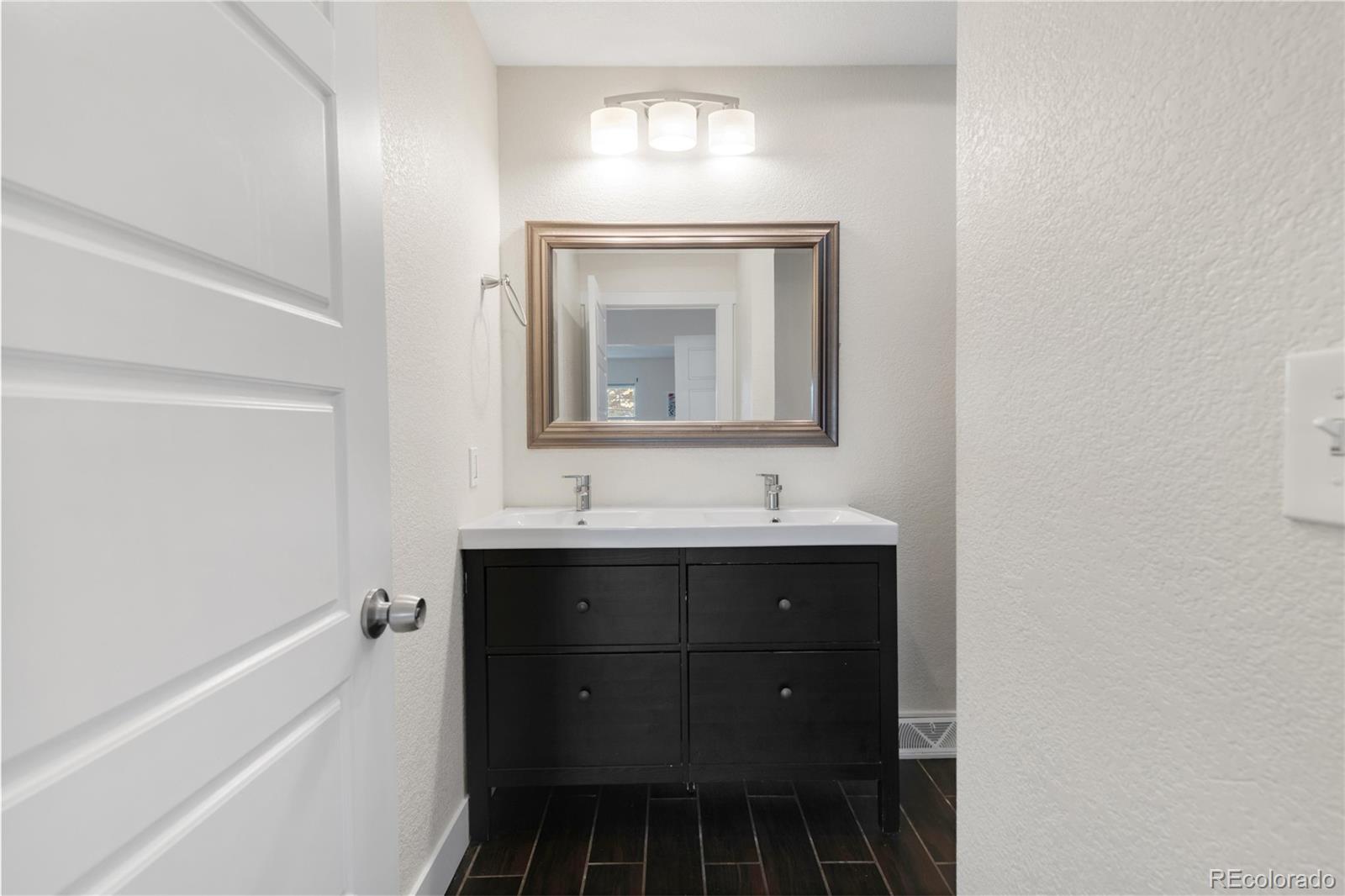 MLS Image #19 for 10490 w dakota avenue,lakewood, Colorado