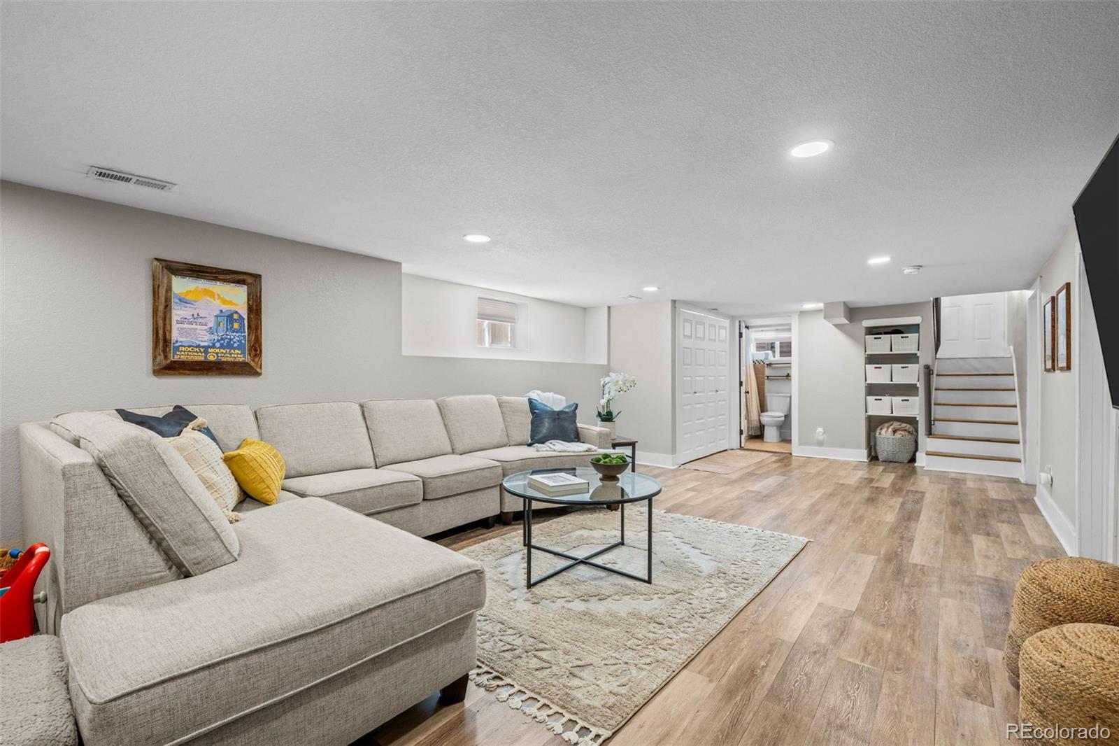 MLS Image #22 for 3433 n race street,denver, Colorado