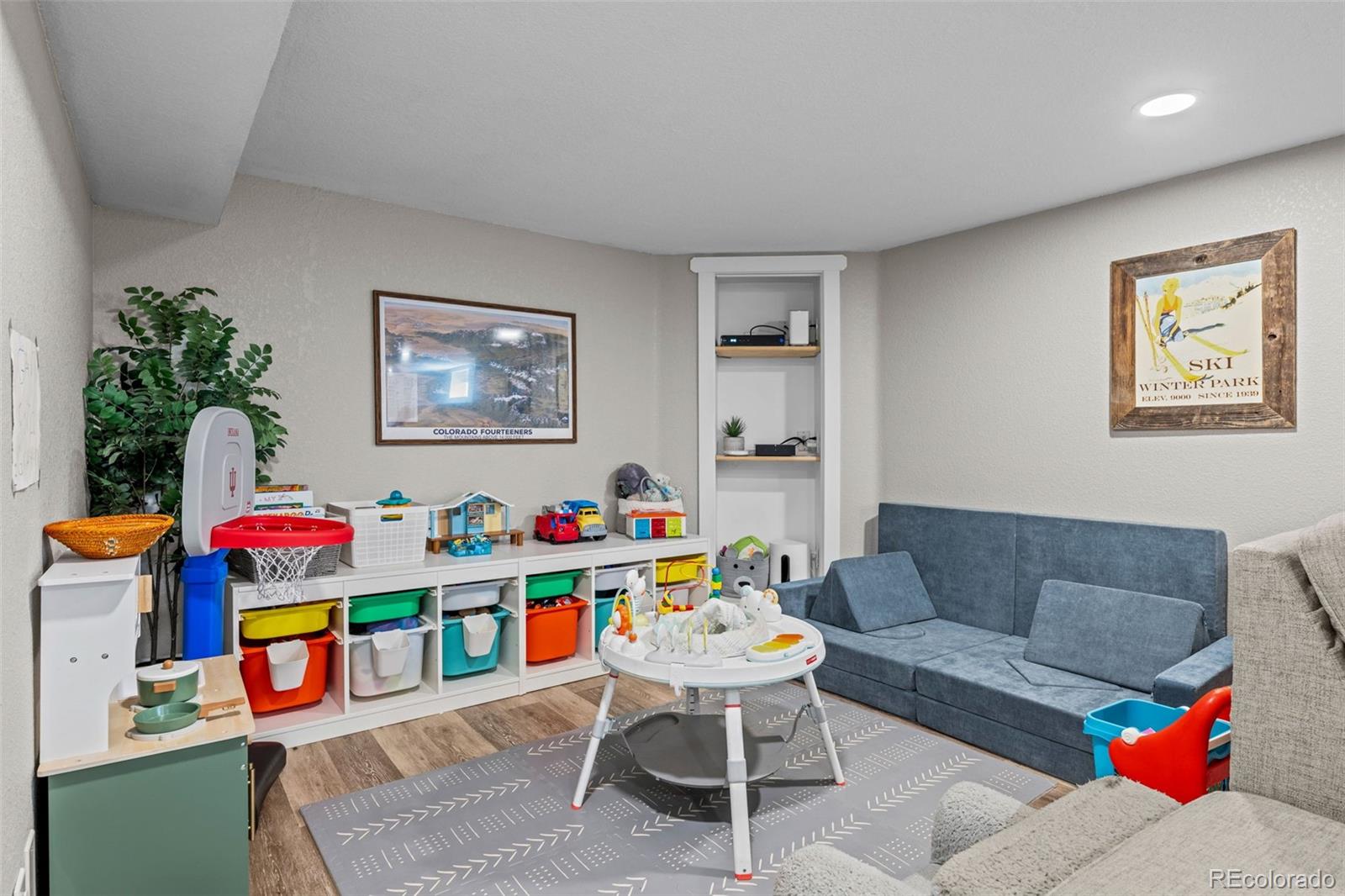 MLS Image #23 for 3433 n race street,denver, Colorado