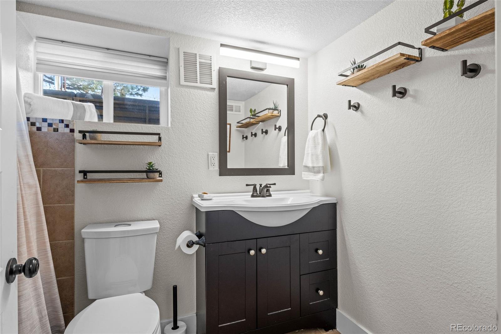 MLS Image #25 for 3433 n race street,denver, Colorado
