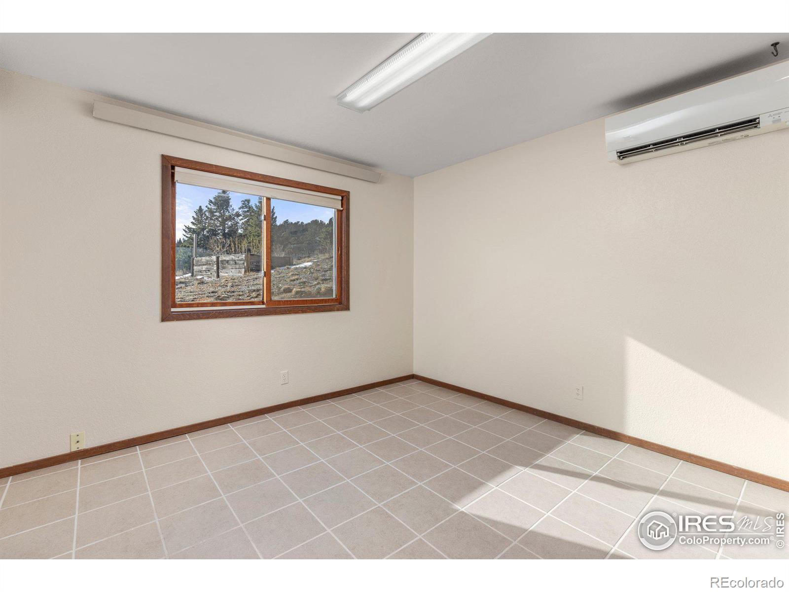 MLS Image #15 for 1335  deer trail road,boulder, Colorado