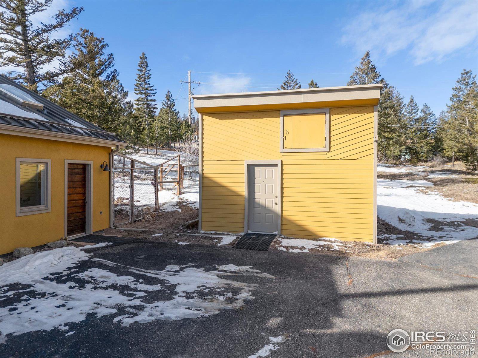 MLS Image #35 for 1335  deer trail road,boulder, Colorado
