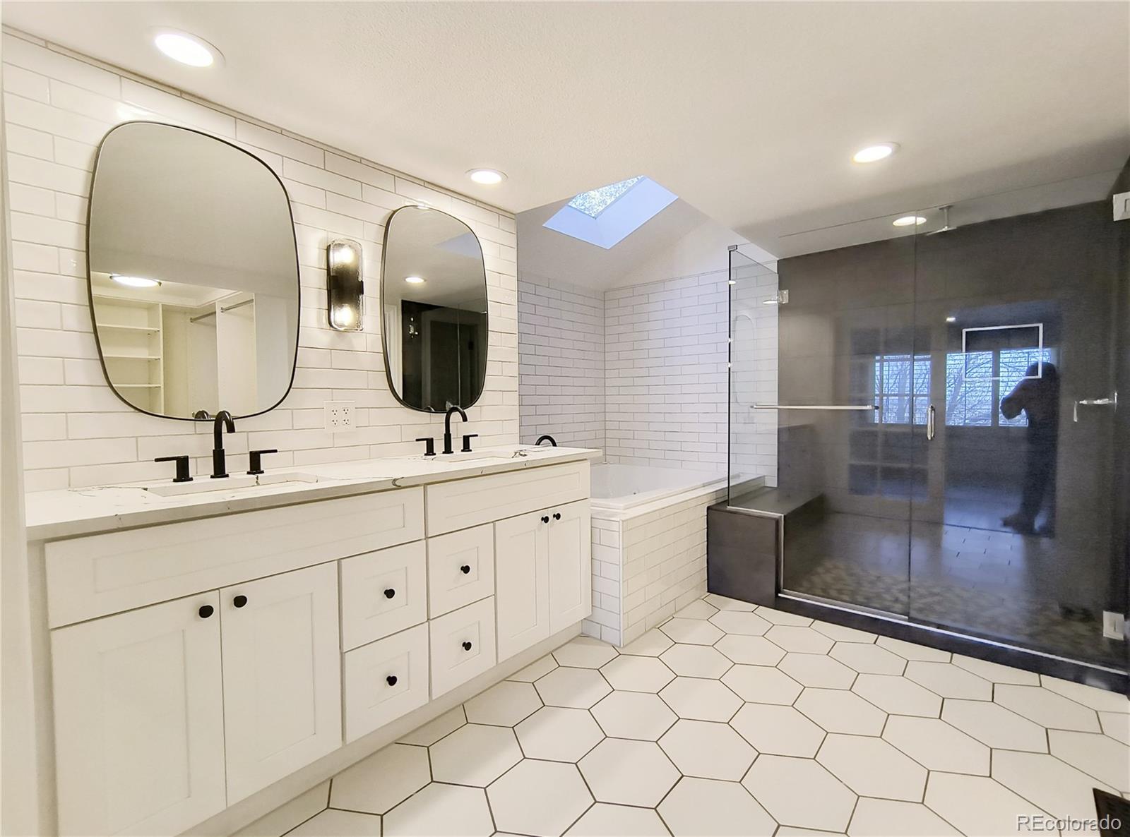 MLS Image #10 for 5126 s kenton way,englewood, Colorado