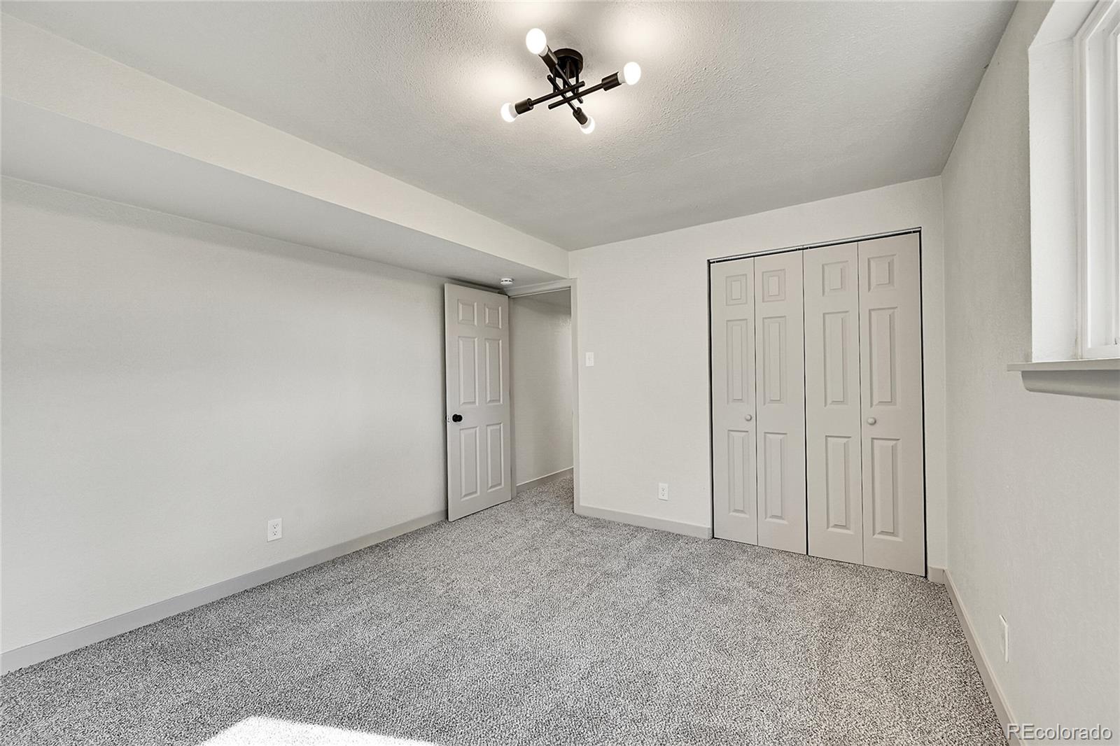 MLS Image #20 for 2103  oakwood lane,pueblo, Colorado