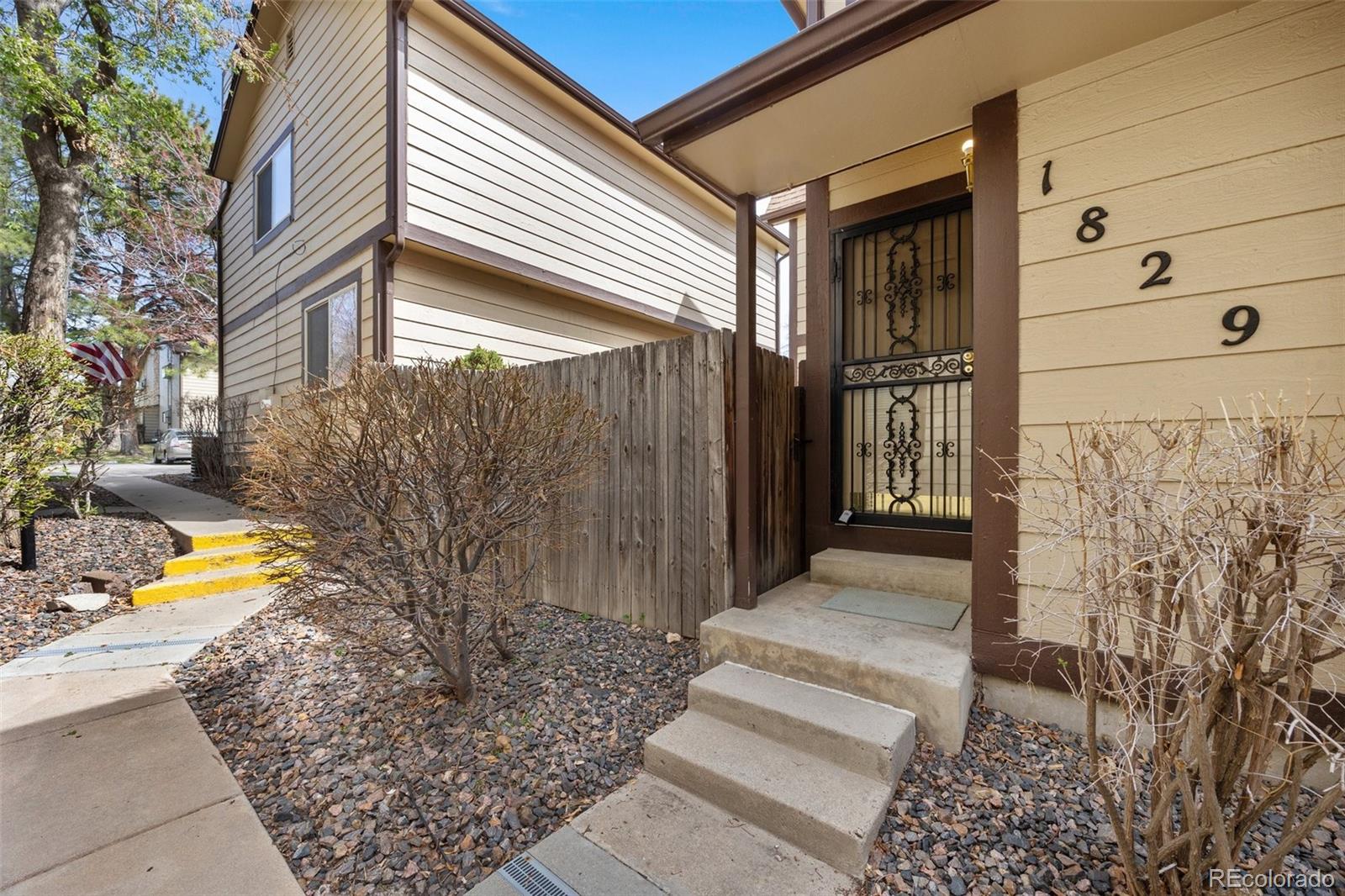 MLS Image #1 for 1829 s pitkin circle,aurora, Colorado