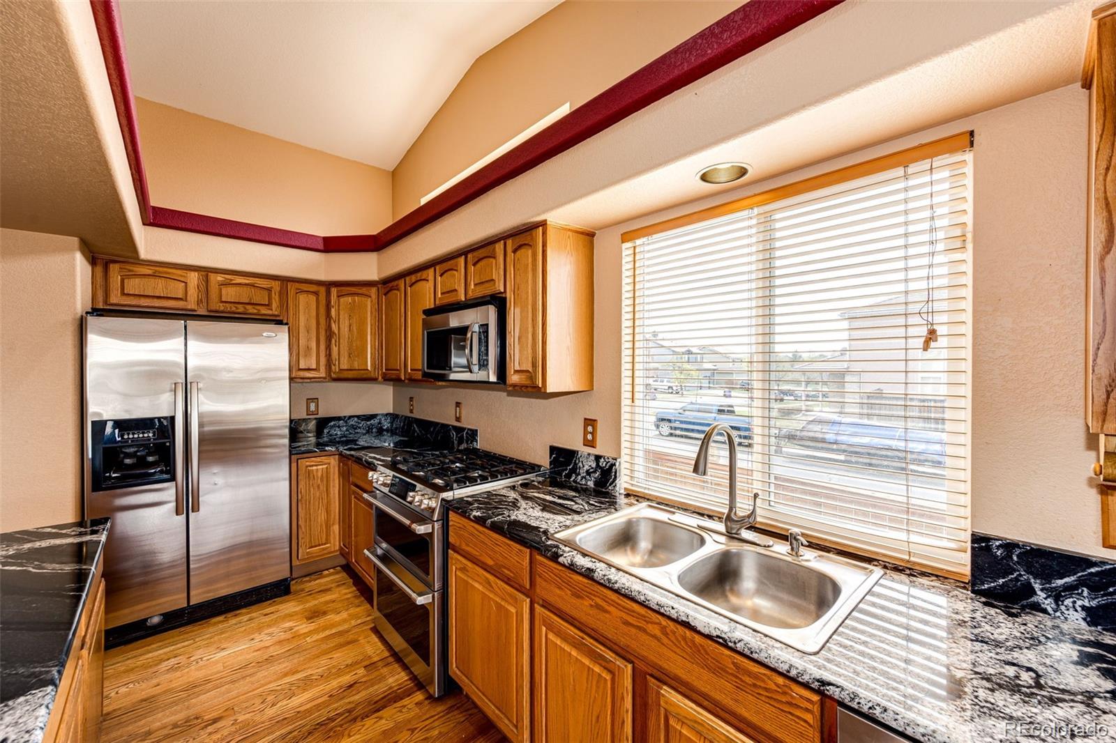 MLS Image #18 for 20305 e 41st avenue,denver, Colorado