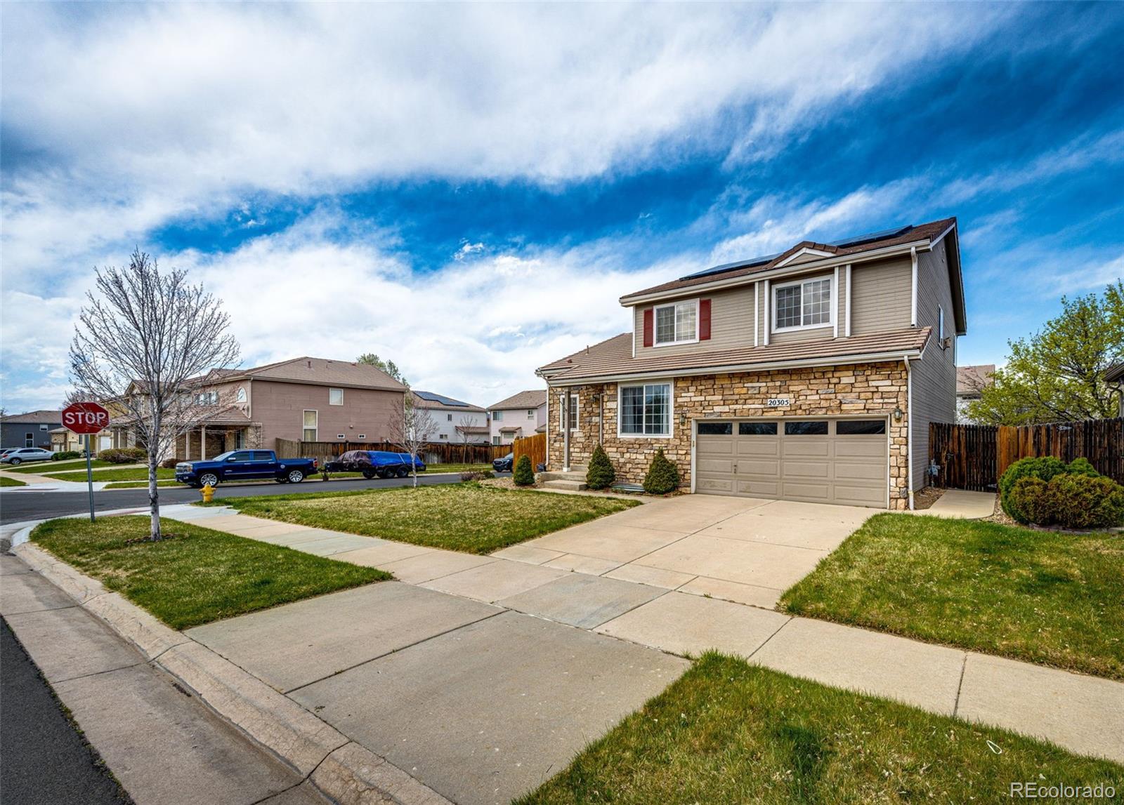 MLS Image #3 for 20305 e 41st avenue,denver, Colorado