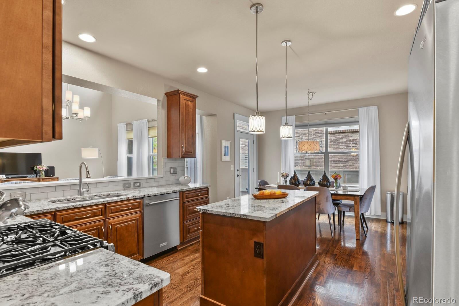 MLS Image #10 for 8741 e 29th avenue,denver, Colorado