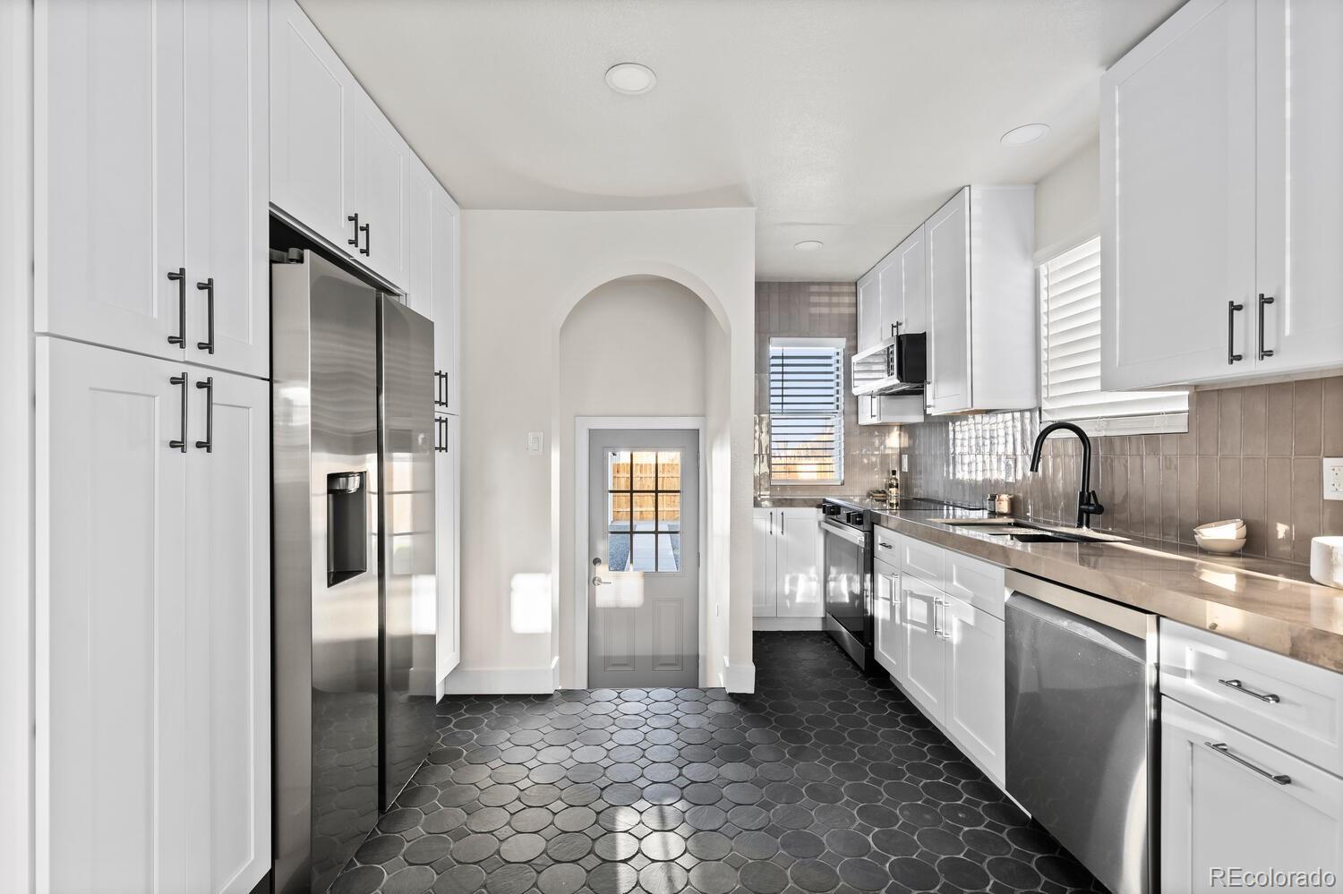 MLS Image #10 for 3250 n clayton street,denver, Colorado