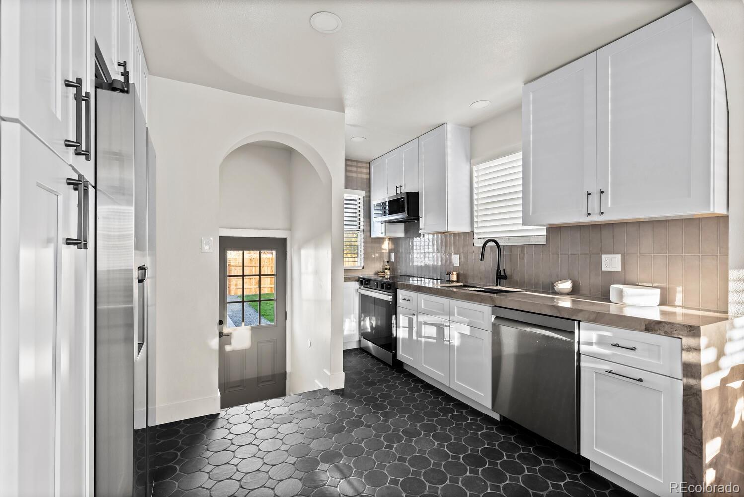 MLS Image #11 for 3250 n clayton street,denver, Colorado