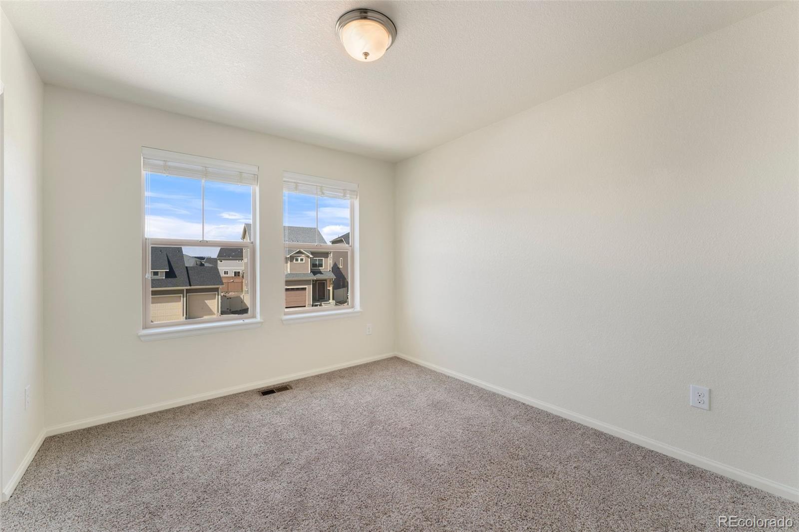 MLS Image #15 for 18800 e 55th avenue,denver, Colorado