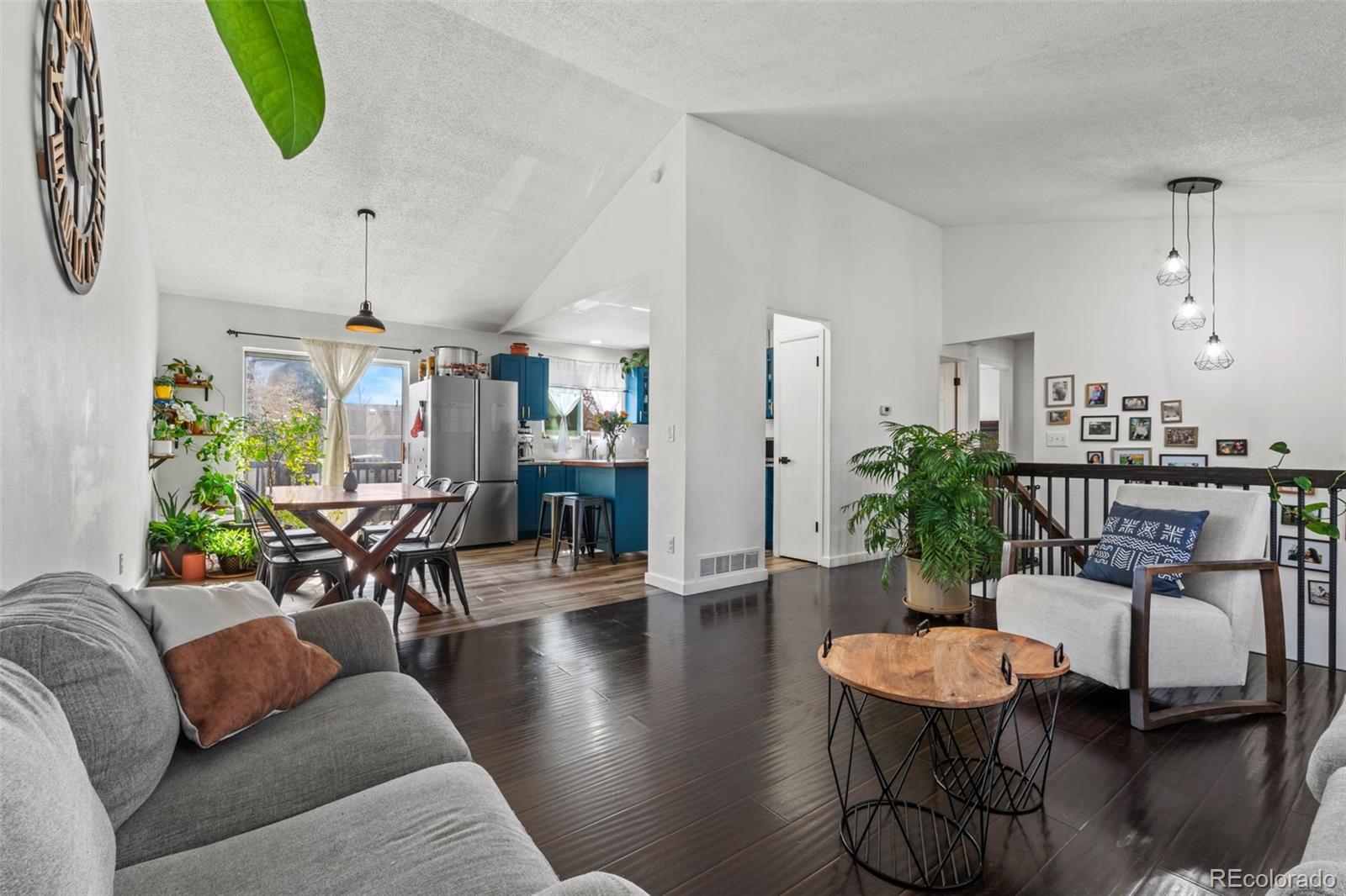 MLS Image #5 for 19792 e bates drive,aurora, Colorado