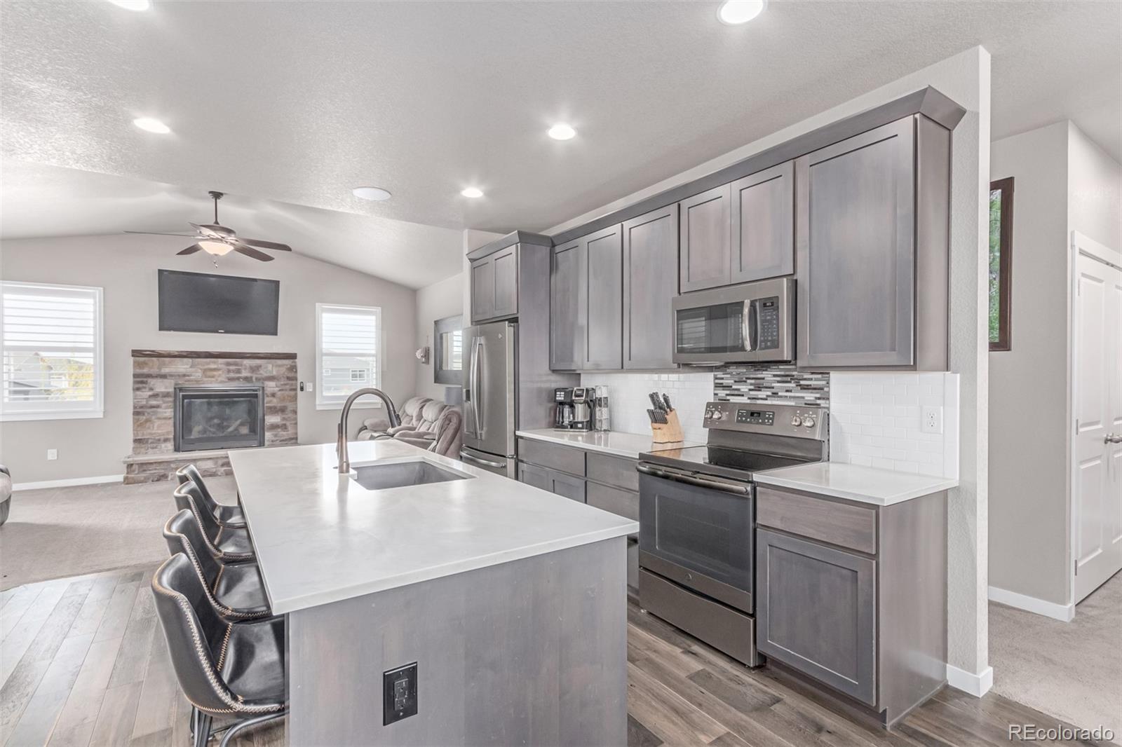 MLS Image #7 for 525  remington drive,hudson, Colorado