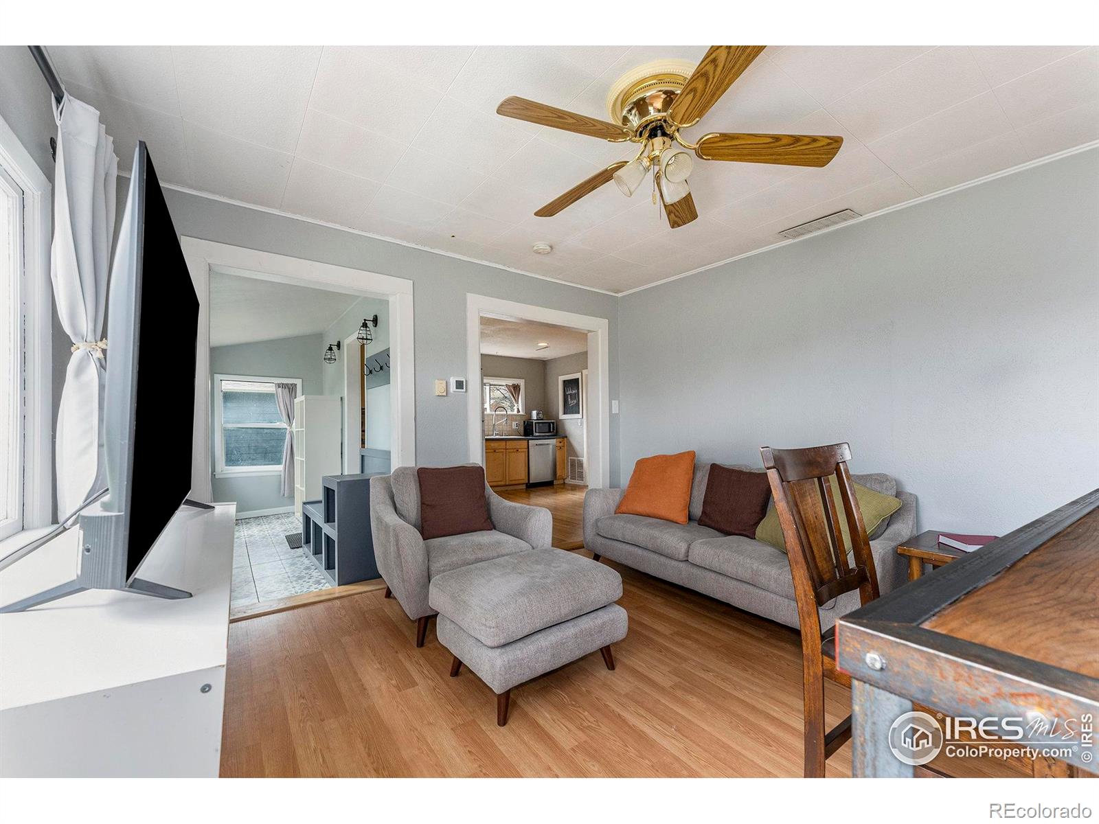 MLS Image #5 for 1031 n 4th street,berthoud, Colorado
