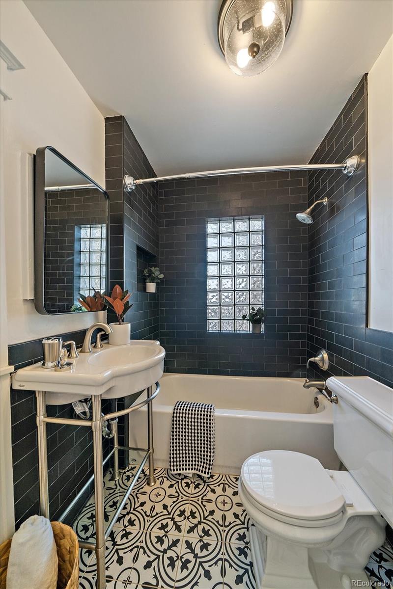 MLS Image #22 for 2537 n williams street,denver, Colorado