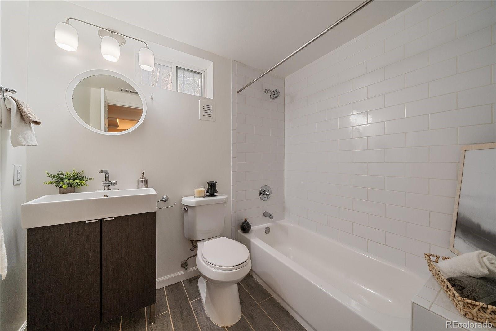 MLS Image #35 for 2537 n williams street,denver, Colorado