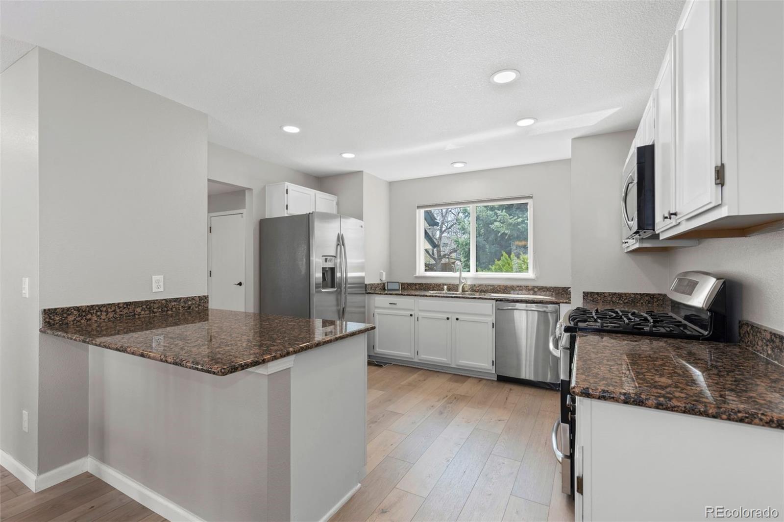 MLS Image #3 for 6393  laguna circle,highlands ranch, Colorado