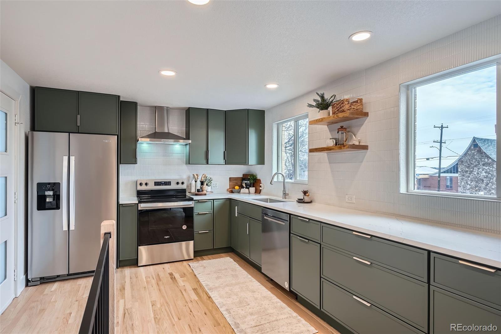 CMA Image for 8105 w 62nd avenue,Arvada, Colorado