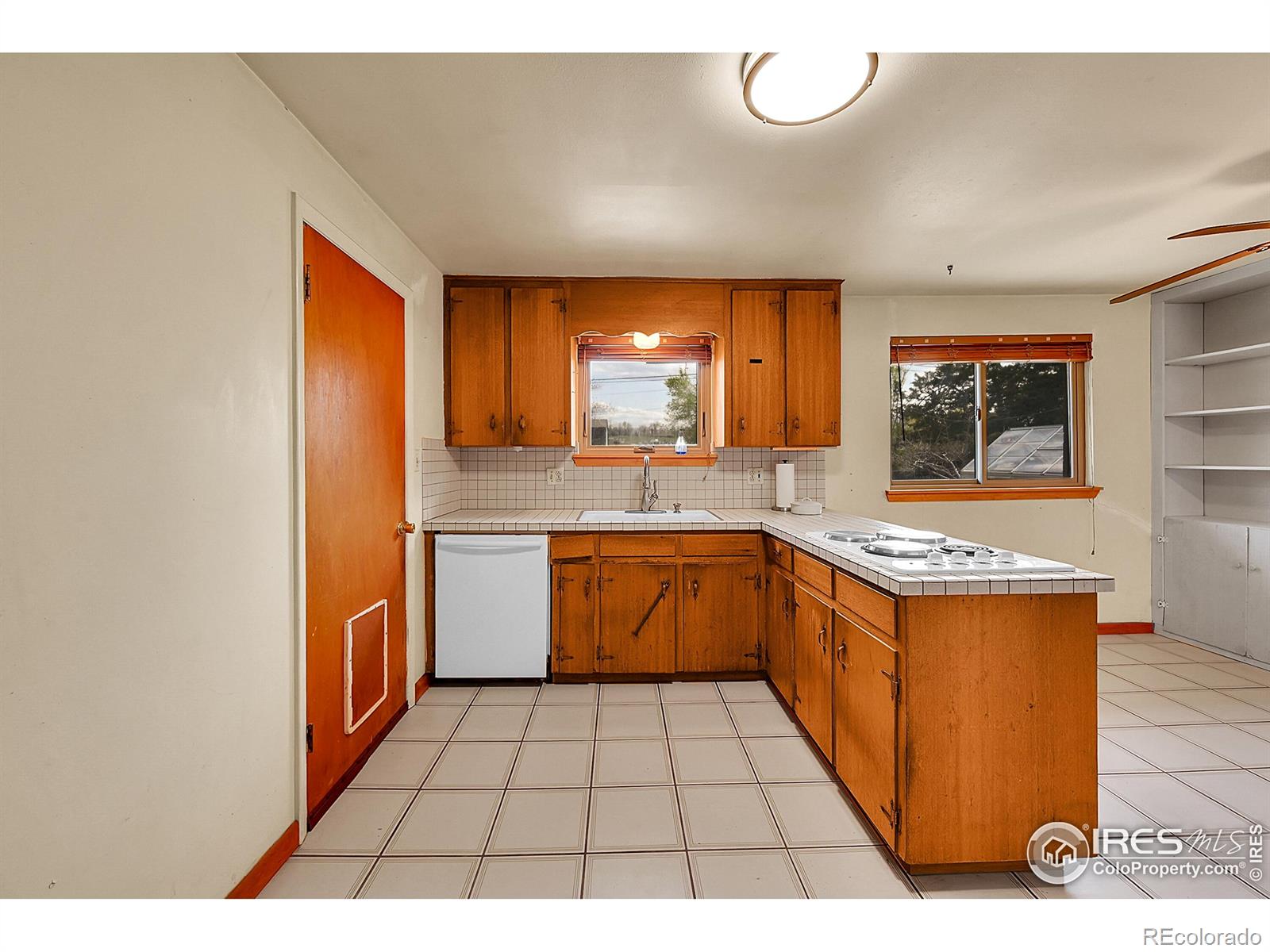 MLS Image #11 for 9840 w 41st avenue,wheat ridge, Colorado