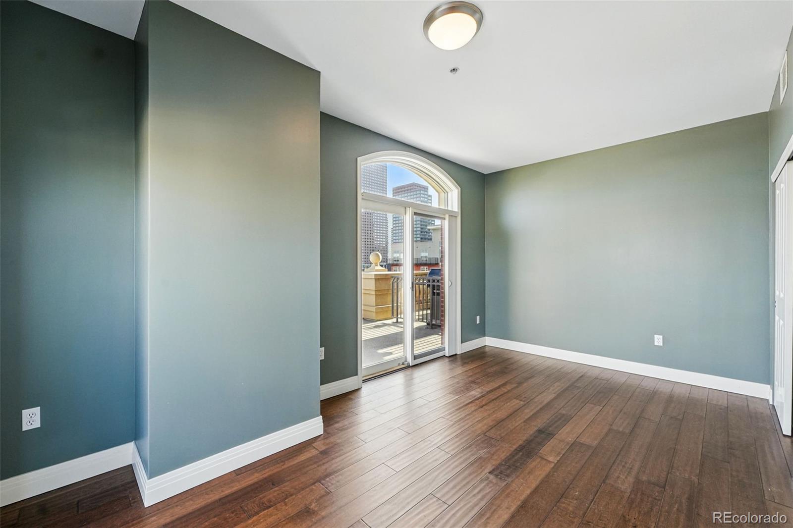 MLS Image #30 for 1950 n logan street 1109,denver, Colorado