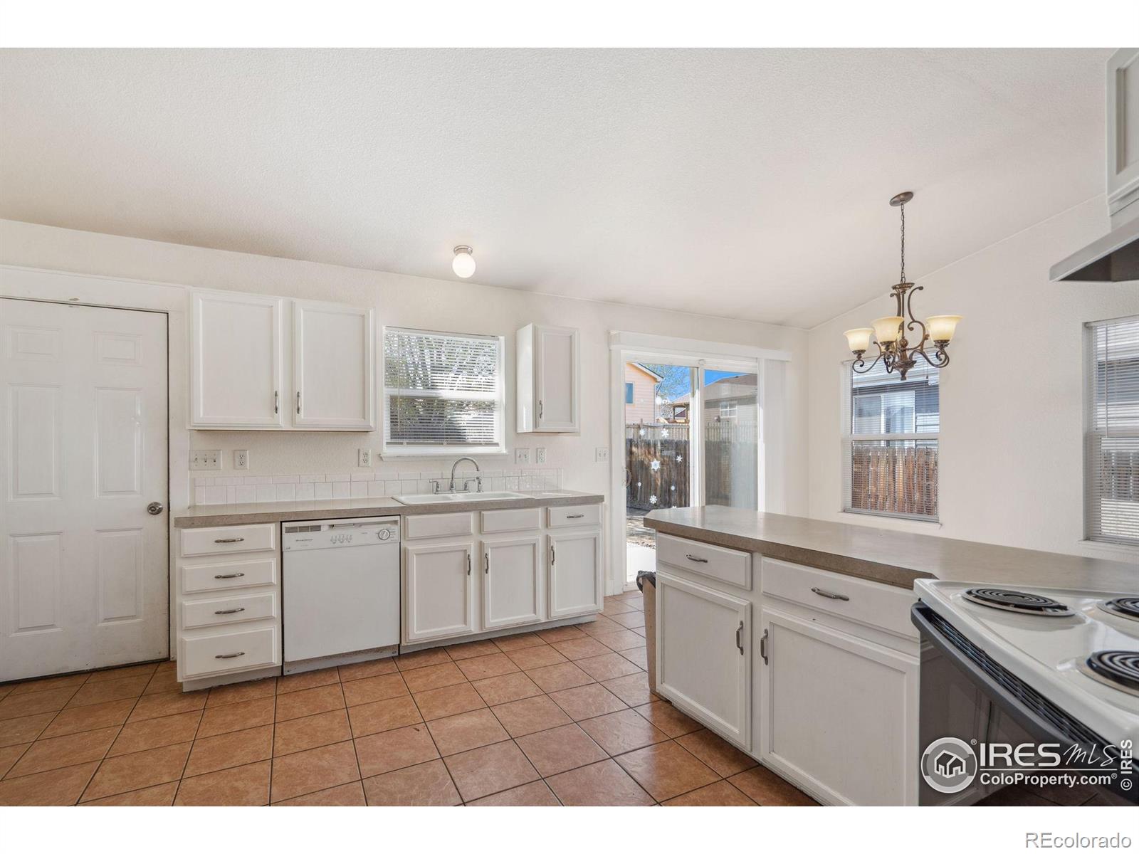MLS Image #10 for 4025  27th avenue,evans, Colorado