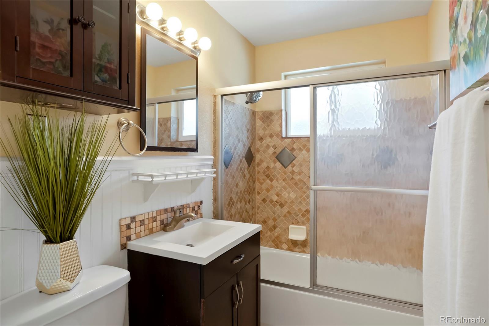 MLS Image #14 for 3559  hudson street,denver, Colorado