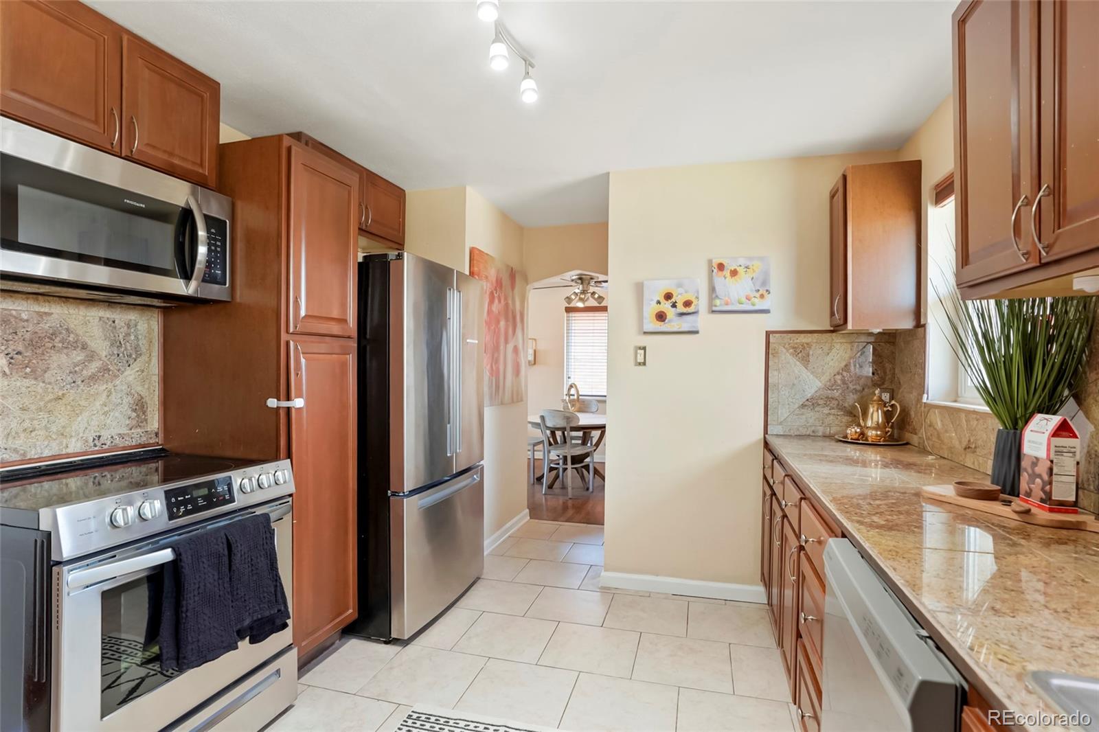 MLS Image #9 for 3559  hudson street,denver, Colorado