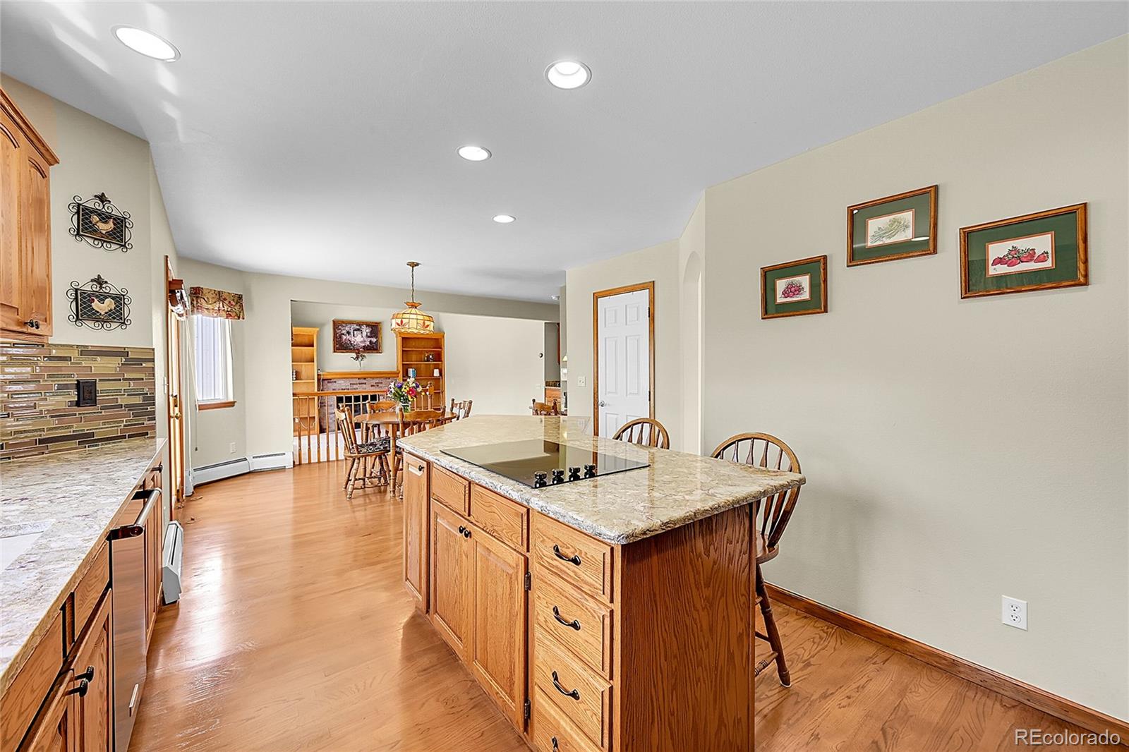 MLS Image #12 for 8167 s dover street,littleton, Colorado