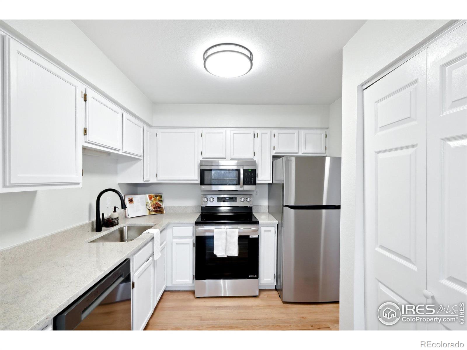 MLS Image #5 for 1383 w 88th avenue,thornton, Colorado