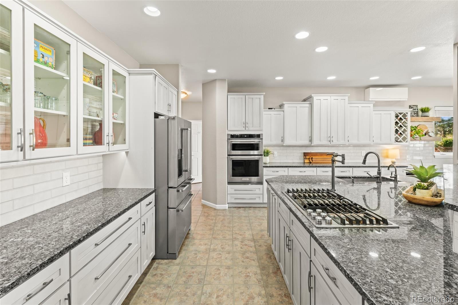 MLS Image #22 for 5925  zinnia court,arvada, Colorado
