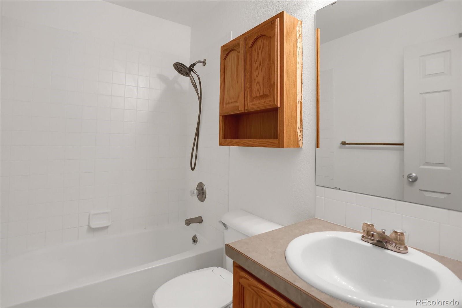 MLS Image #15 for 3300  mammoth court,wellington, Colorado