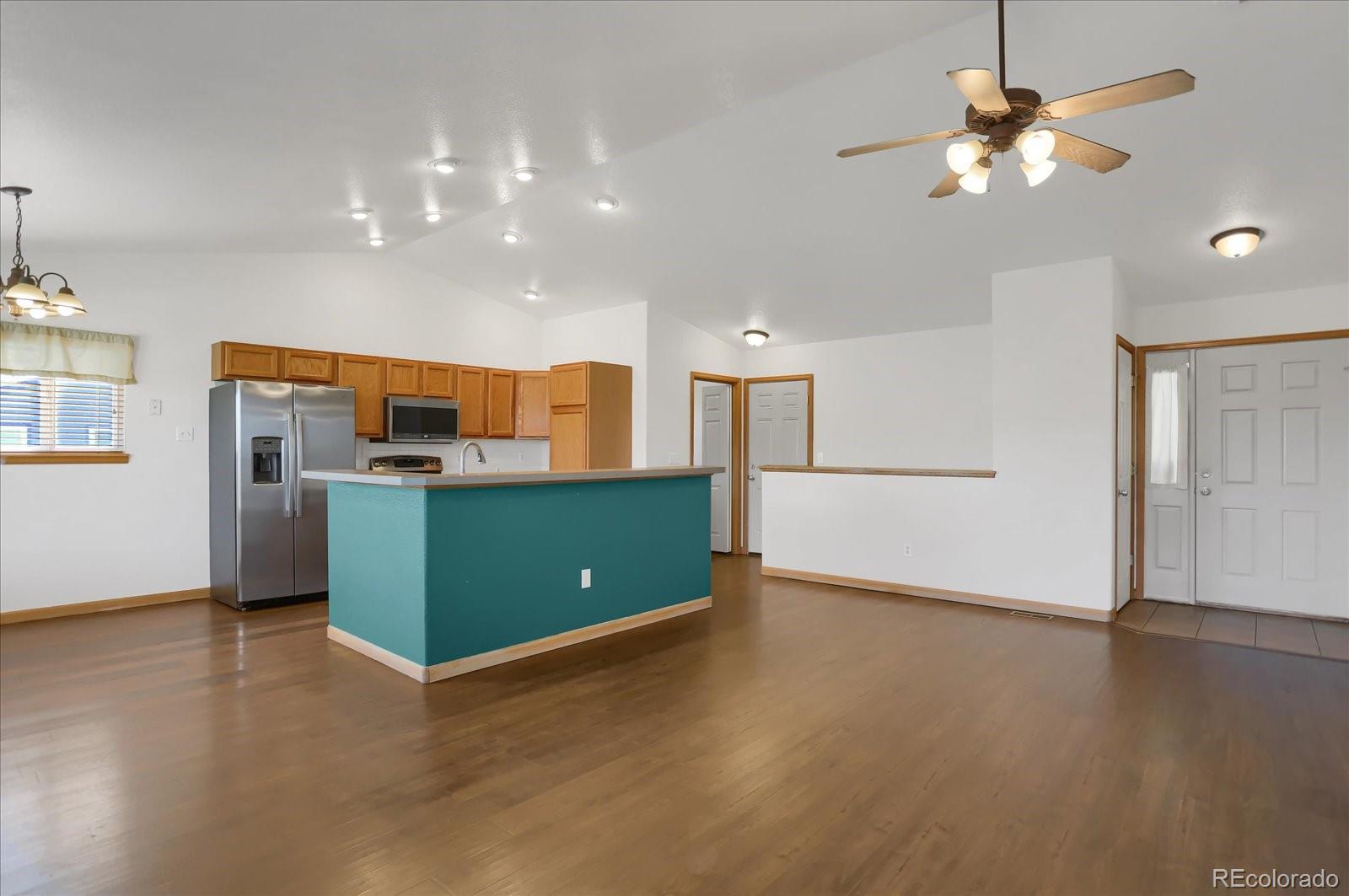 MLS Image #4 for 3300  mammoth court,wellington, Colorado