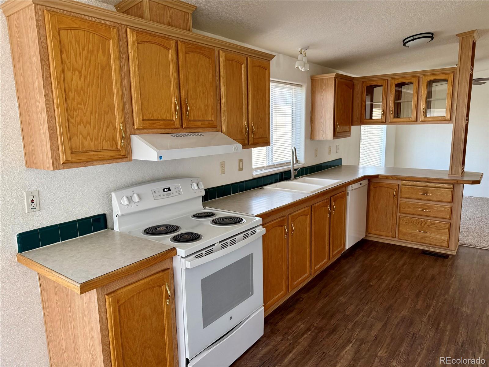 MLS Image #4 for 387  marion street,burlington, Colorado