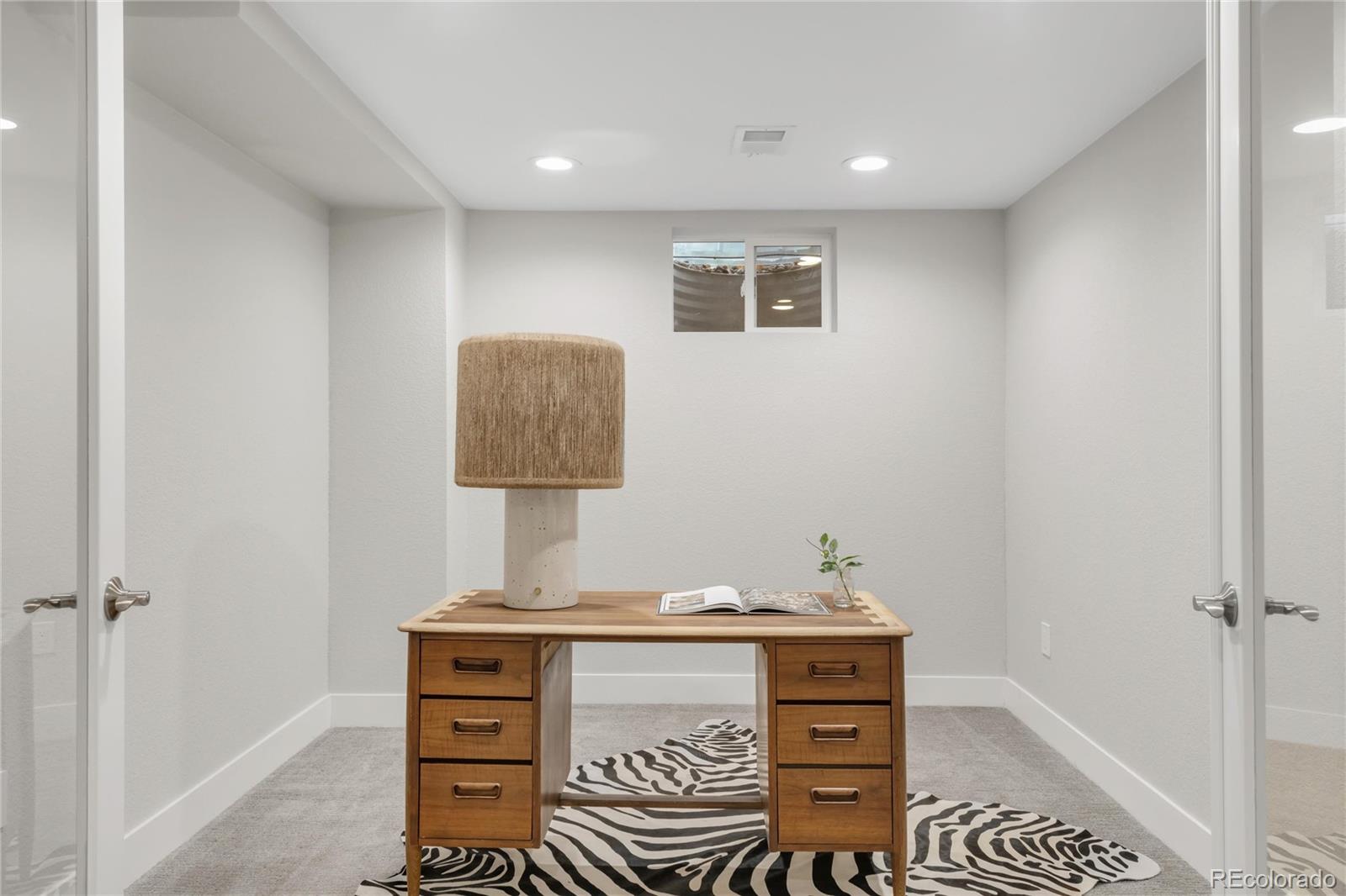 MLS Image #20 for 9861 e ohio avenue,denver, Colorado