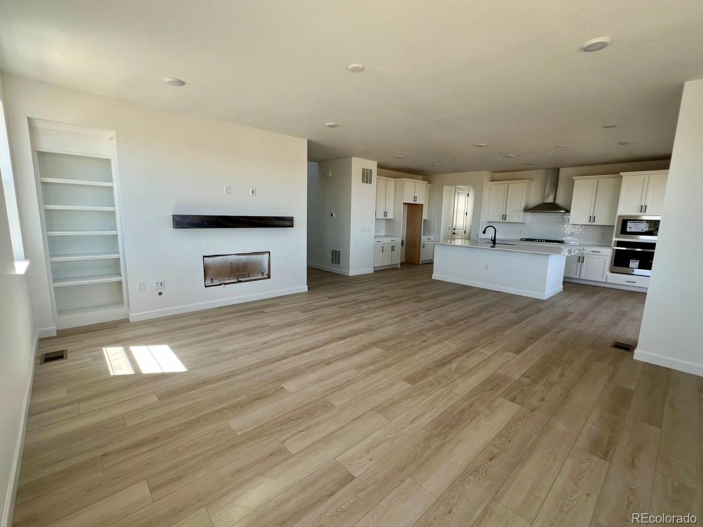 MLS Image #5 for 25343 e warren place,aurora, Colorado