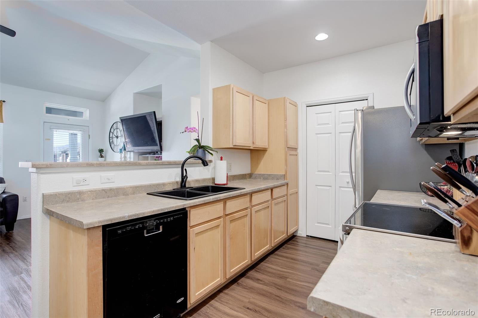 MLS Image #7 for 8481 w union avenue,littleton, Colorado