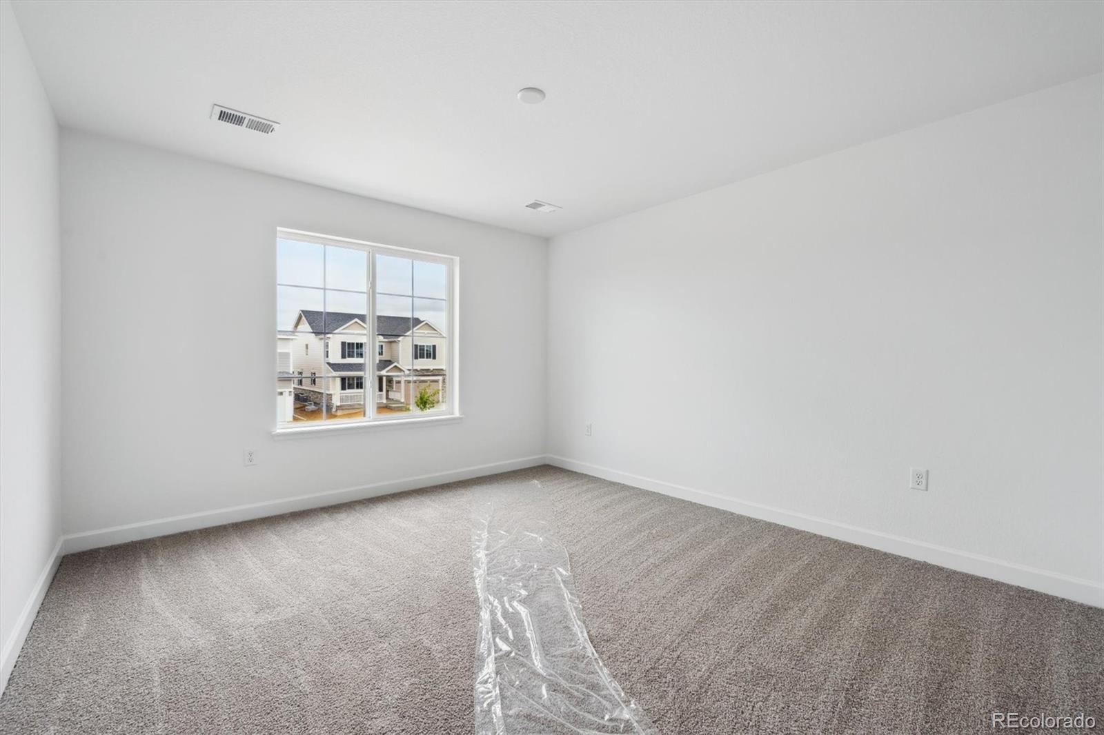 MLS Image #14 for 25323 e warren place,aurora, Colorado