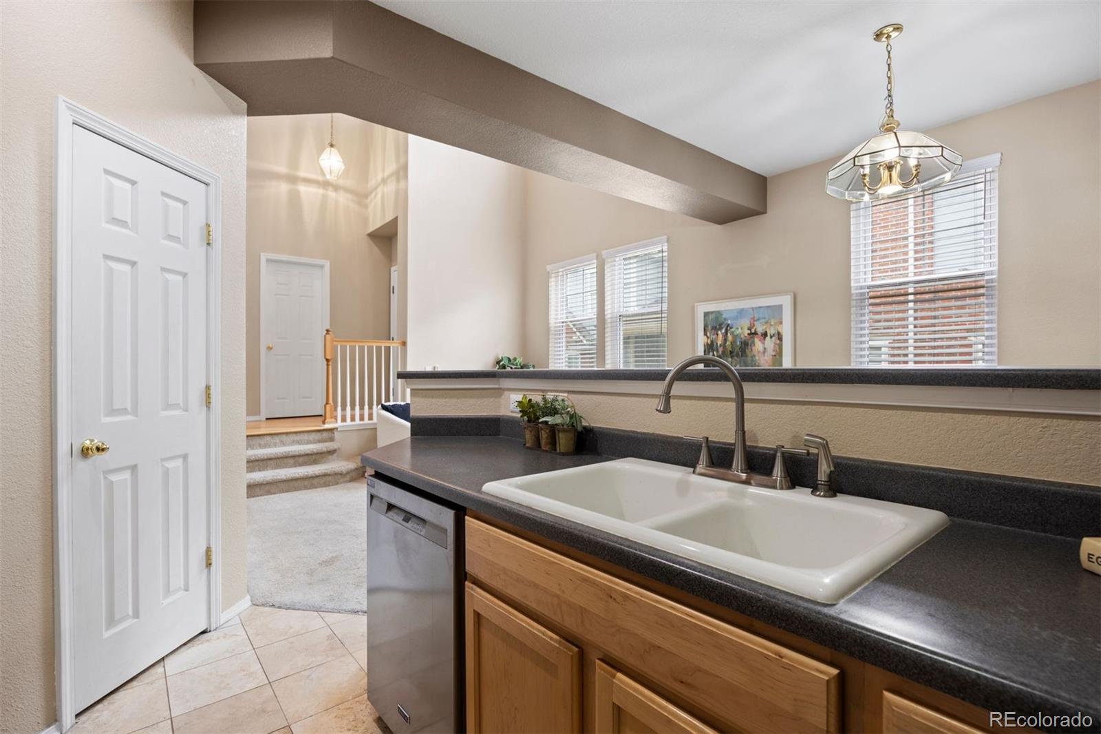 MLS Image #12 for 6702 s winnipeg circle,aurora, Colorado