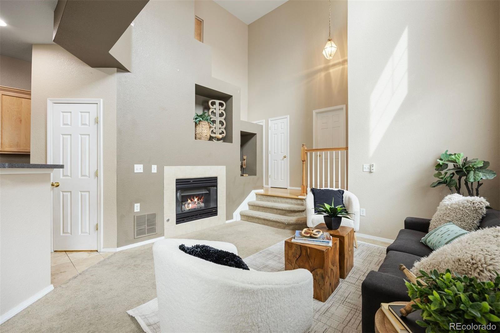 MLS Image #4 for 6702 s winnipeg circle,aurora, Colorado