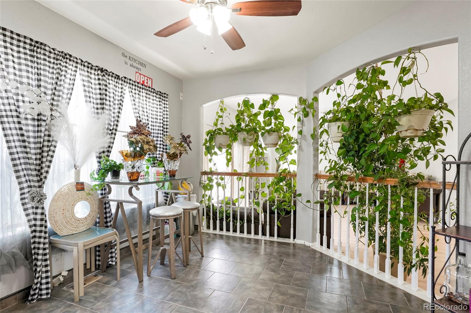 MLS Image #10 for 20292 e 47th avenue,denver, Colorado