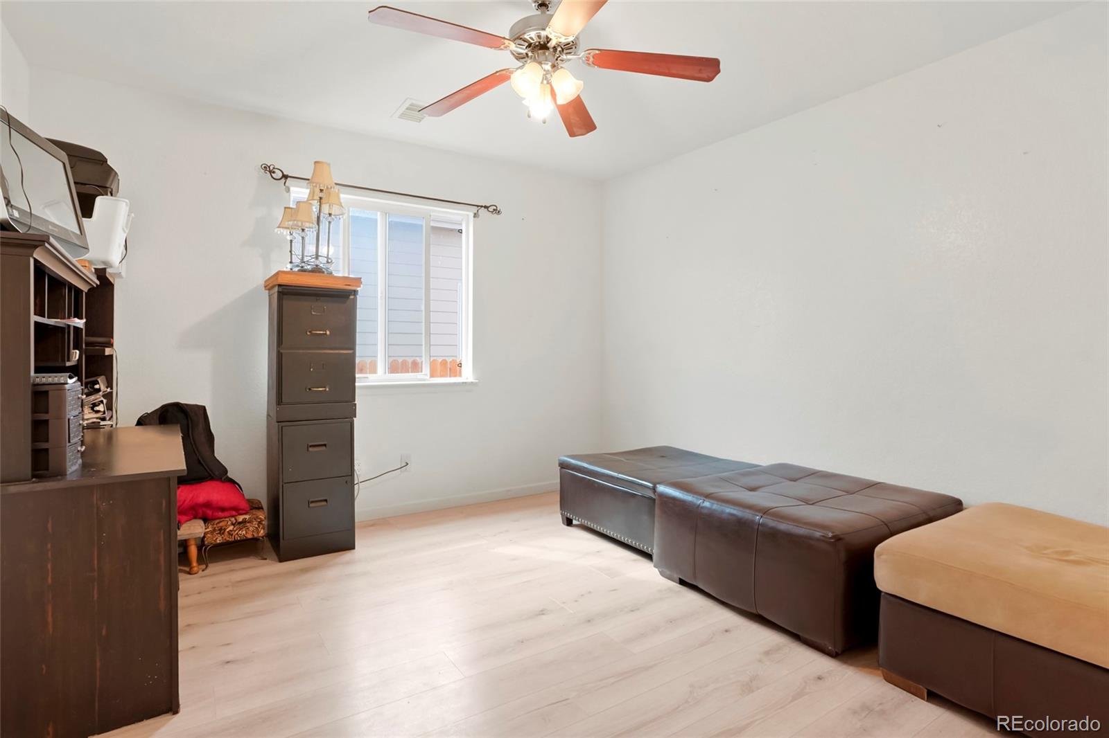 MLS Image #13 for 20292 e 47th avenue,denver, Colorado