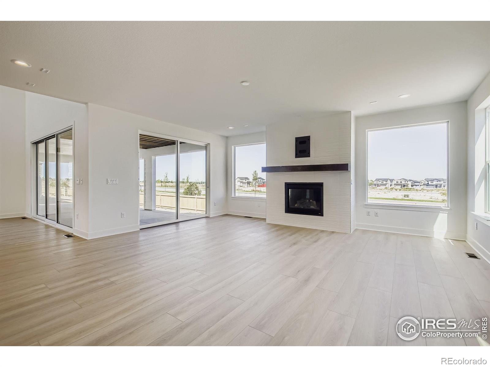 MLS Image #4 for 3136  westcliff drive,loveland, Colorado