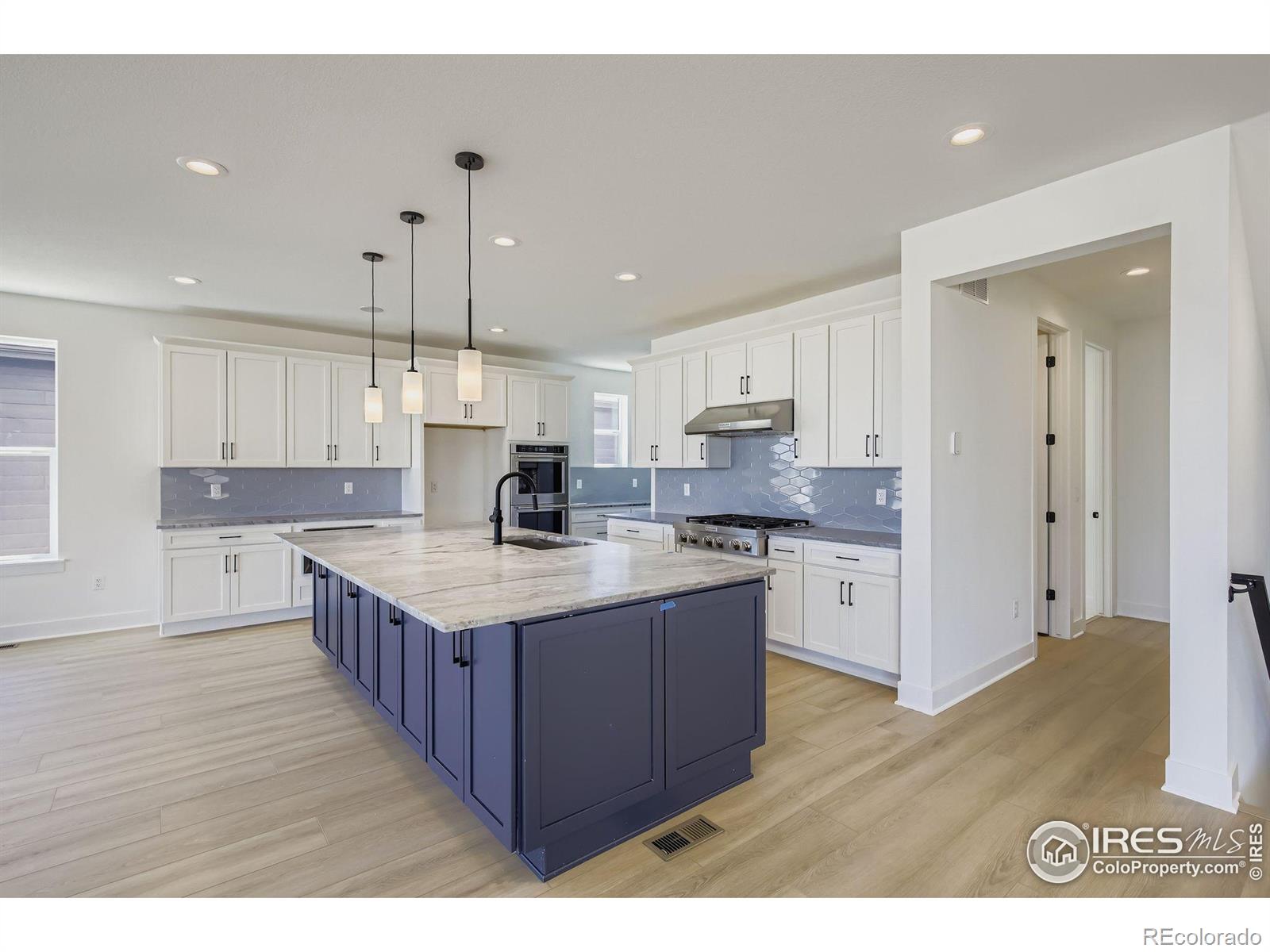 MLS Image #5 for 3136  westcliff drive,loveland, Colorado