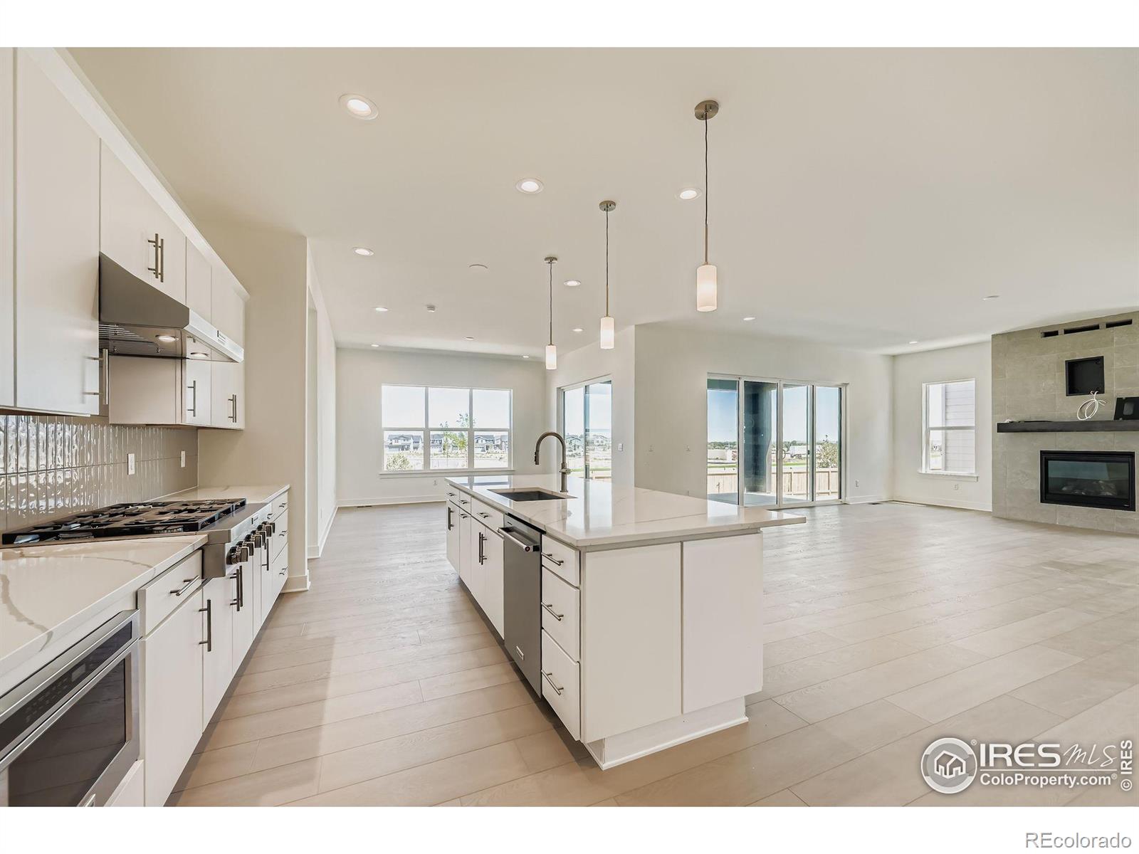 MLS Image #11 for 3120  westcliff drive,loveland, Colorado