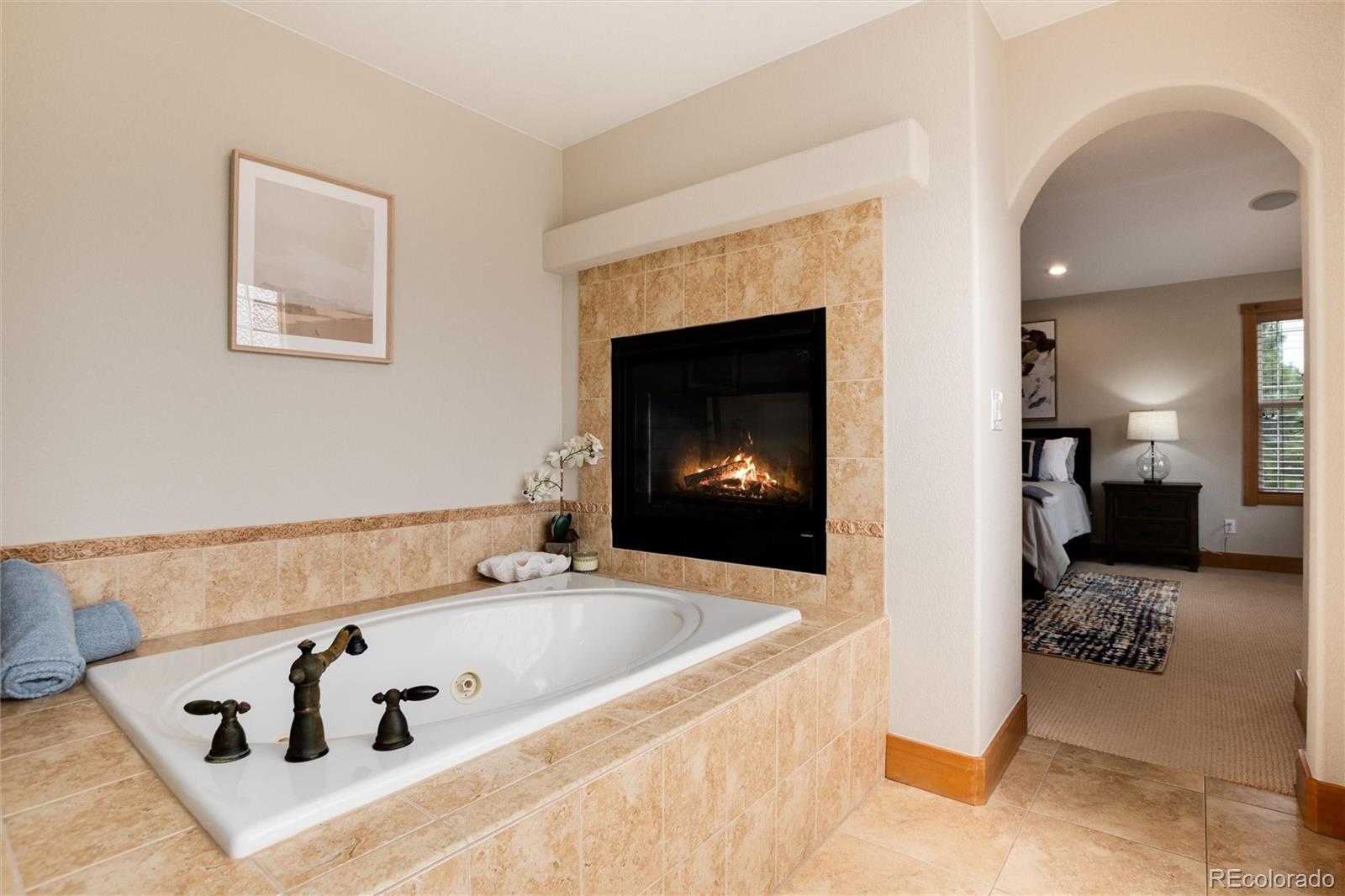 MLS Image #31 for 16226  river haven way,morrison, Colorado
